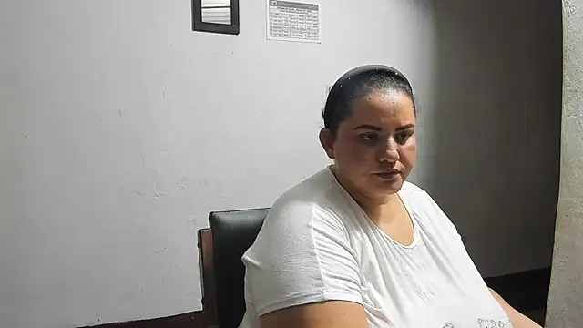 tetasgrandes karol online show from 04.21.26