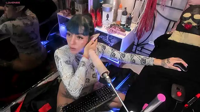 luxifer 666  online show from 02.10.25