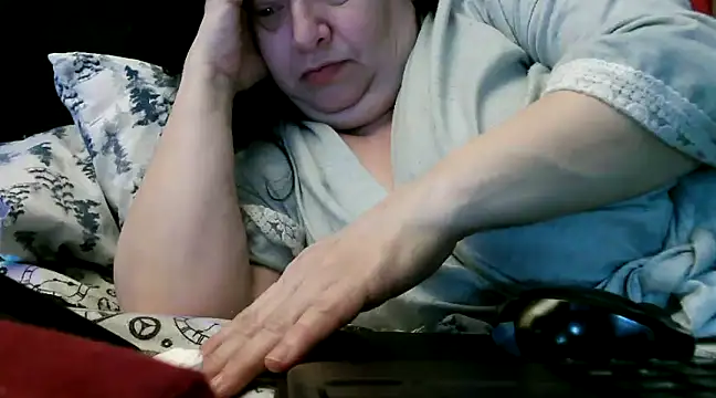 WHITEDAROSE online show from 02.20.25