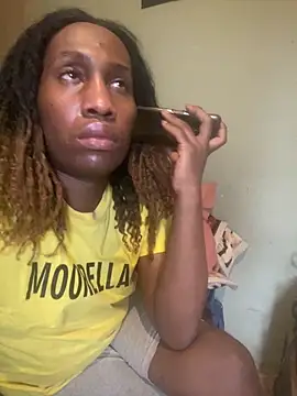 Moorella1 online show from 04.12.26