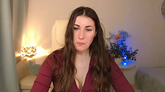 MaryMalory11 online show from 03.29.26