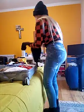 Snapshot of lamorbosa37 chatting on 01.23.25 lamorbosa37 online show from 01.23.25