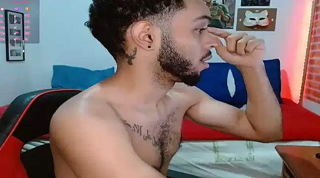 Snapshot of colinbrown chatting on 01.23.25 colinbrown online show from 01.23.25