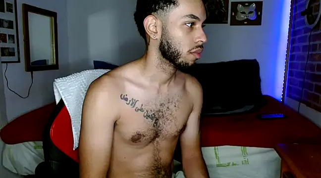 Snapshot of colinbrown chatting on 01.28.25 colinbrown online show from 01.28.25