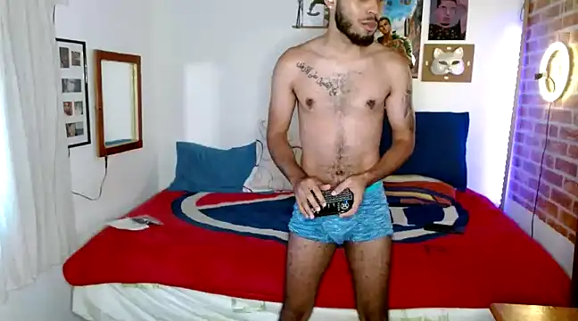 Snapshot of colinbrown chatting on 01.29.25 colinbrown online show from 01.29.25