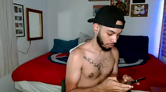 Snapshot of colinbrown chatting on 01.30.25 colinbrown online show from 01.30.25