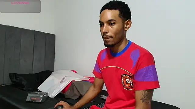 Snapshot of colinbrown chatting on 10.29.25 colinbrown online show from 10.29.25