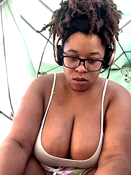 bustypothead online show from 09.13.25