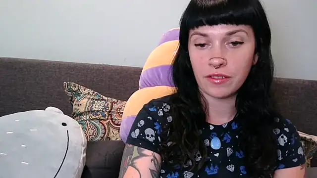 Snapshot of Marcelinegoddess chatting on 10.21.25 Marcelinegoddess online show from 10.21.25