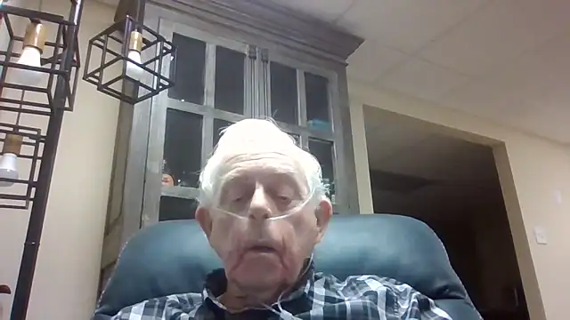 Snapshot of bootlegmanz chatting on 03.29.26 bootlegmanz online show from 03.29.26