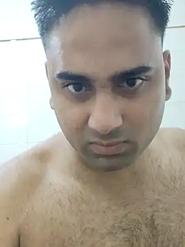 Snapshot of IND_COUPLE1 chatting on 02.26.25 IND COUPLE1 online show from 02.26.25