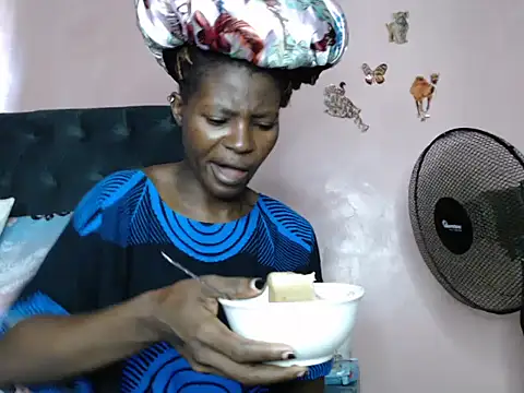 TrishaKalid online show from 03.22.25