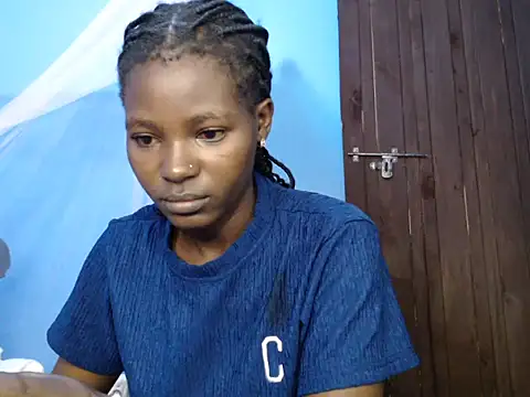 TrishaKalid online show from 10.09.25