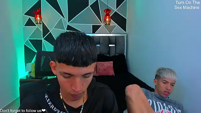 Juan Nd Steven online show from 04.07.26