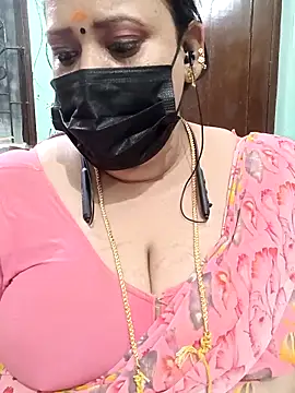Snapshot of ashikaa_r chatting on 05.01.26 ashikaa r online show from 05.01.26