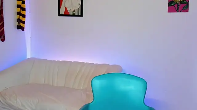 LiahDiaz online show from 11.30.25