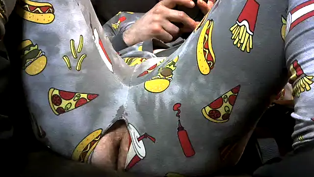 Snapshot of taboocanuck chatting on 01.13.25 taboocanuck online show from 01.13.25