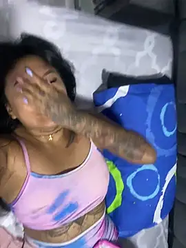 Snapshot of luisa16xxx chatting on 12.20.24 luisa16xxx online show from 12.20.24