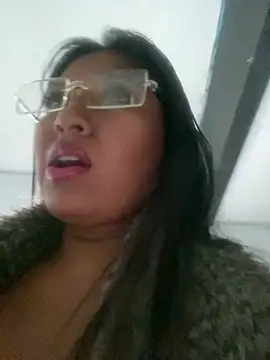 Snapshot of luisa16xxx chatting on 03.06.25 luisa16xxx online show from 03.06.25