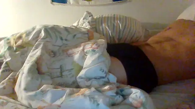 Snapshot of naughtytuga0 chatting on 12.16.24 naughtytuga0 online show from 12.16.24