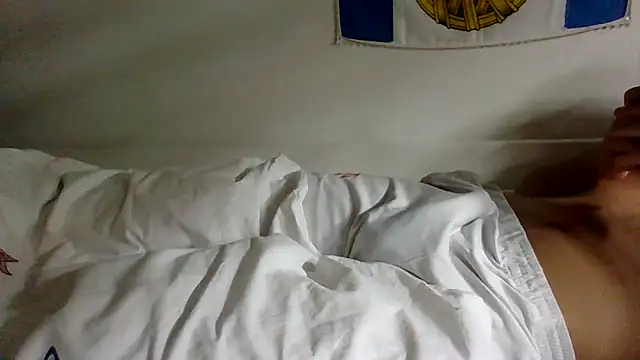 Snapshot of naughtytuga0 chatting on 04.15.26 naughtytuga0 online show from 04.15.26