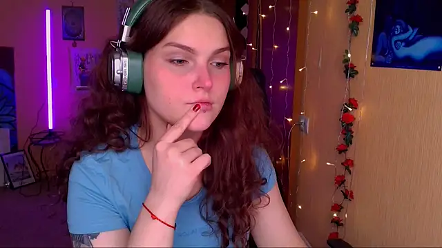 Snapshot of Jenna_Sativa chatting on 07.24.26 Jenna Sativa online show from 07.24.26