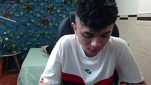 Waturox online show from 02.18.25