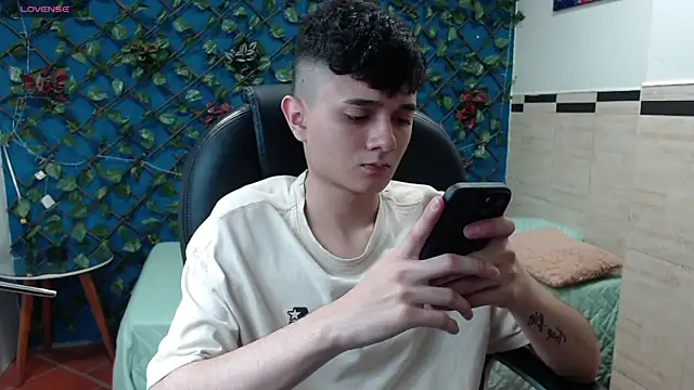 Waturox online show from 02.19.25