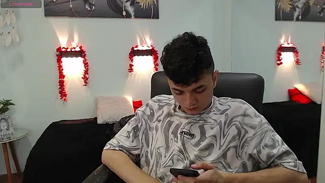 Waturox online show from 02.24.25