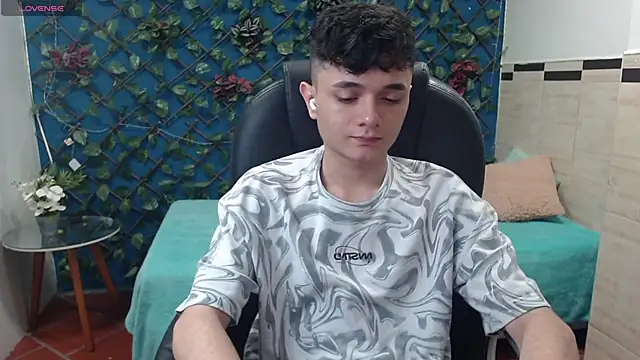 Waturox online show from 03.13.25