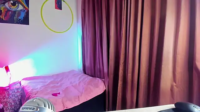 Snapshot of nicole_volkov chatting on 12.30.24 nicole volkov online show from 12.30.24