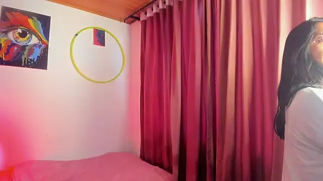 Snapshot of nicole_volkov chatting on 02.05.25 nicole volkov online show from 02.05.25