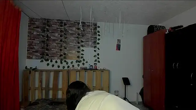 Snapshot of nicole_volkov chatting on 11.15.25 nicole volkov online show from 11.15.25