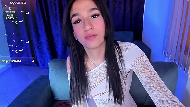 SaraaMills online show from 01.23.25