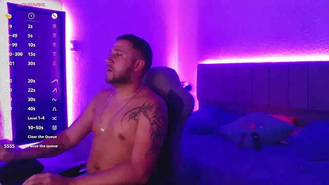 ryanandpamela  online show from 02.21.25