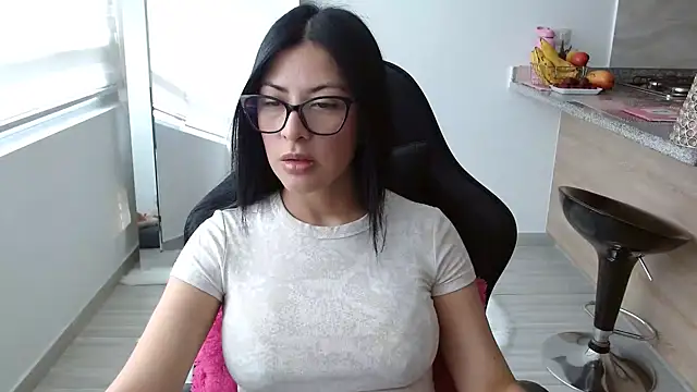 Charlotte cute18 online show from 01.08.26