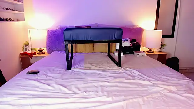 RachellMishelle online show from 11.17.25