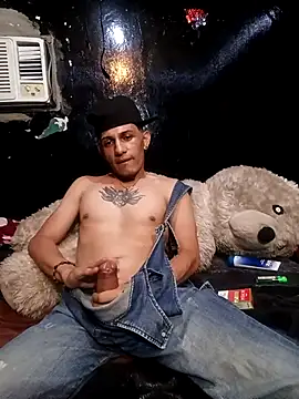 Snapshot of Ale21-345 chatting on 02.28.26 Ale21-345 online show from 02.28.26