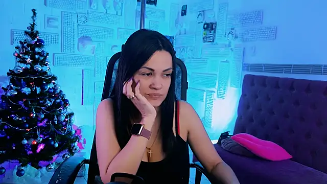 KarolinaRobinson online show from 12.20.24