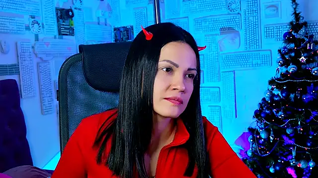 KarolinaRobinson online show from 12.24.24