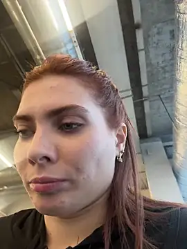 Snapshot of Accole chatting on 02.13.26 Accole online show from 02.13.26