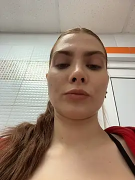 Snapshot of Accole chatting on 02.19.26 Accole online show from 02.19.26