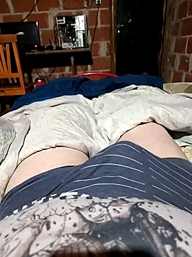 Snapshot of Gordito_Juan chatting on 10.30.25 Gordito Juan online show from 10.30.25