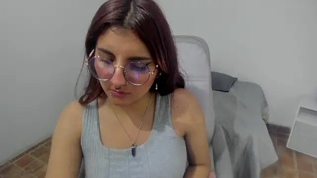 Snapshot of Alliccee chatting on 12.07.24 Alliccee online show from 12.07.24