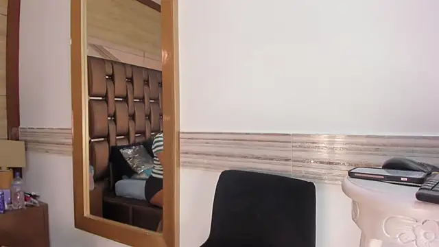 Snapshot of Sweets_Hanna chatting on 03.28.26 Sweets Hanna online show from 03.28.26