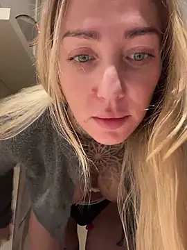 ElenaHaze online show from 12.23.24