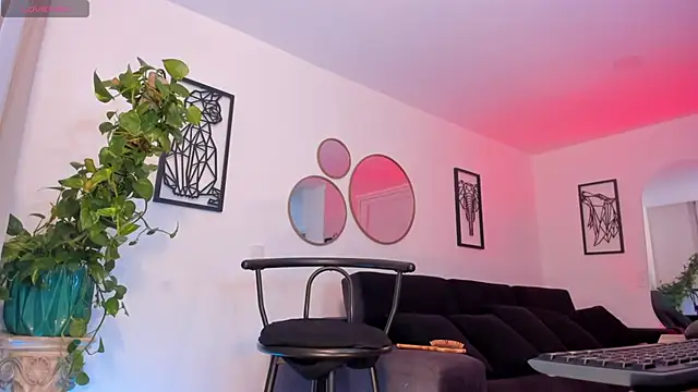 The queen of pleasure online show from 02.16.26