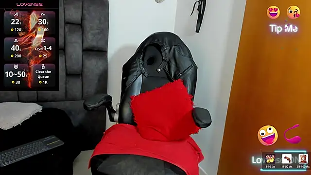 Snapshot of MattRodriguez9 chatting on 04.05.26 MattRodriguez9 online show from 04.05.26