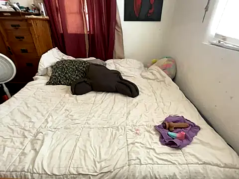 Snapshot of anja_peach chatting on 10.03.25 anja peach online show from 10.03.25