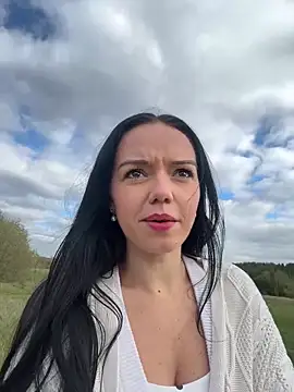 Vanesskaa online show from 10.08.25